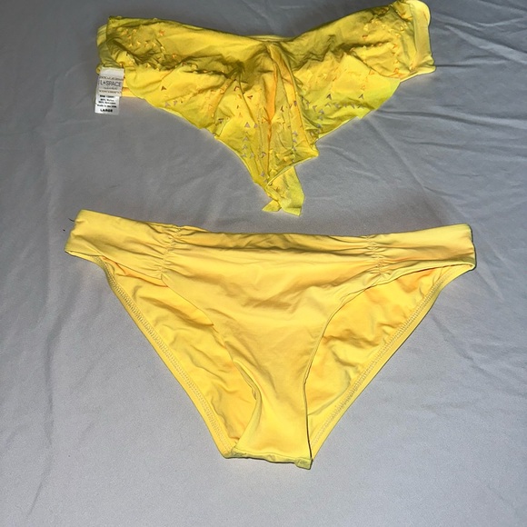 L Space Bikini Two Piece Swimsuit Bandeau Style Size Large.Excellent Condition. - Picture 3 of 3